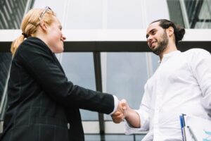 start a business in dubai