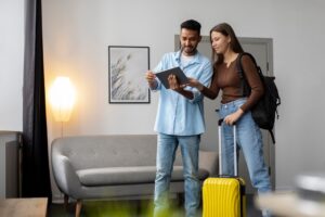 how to open a travel agency in dubai